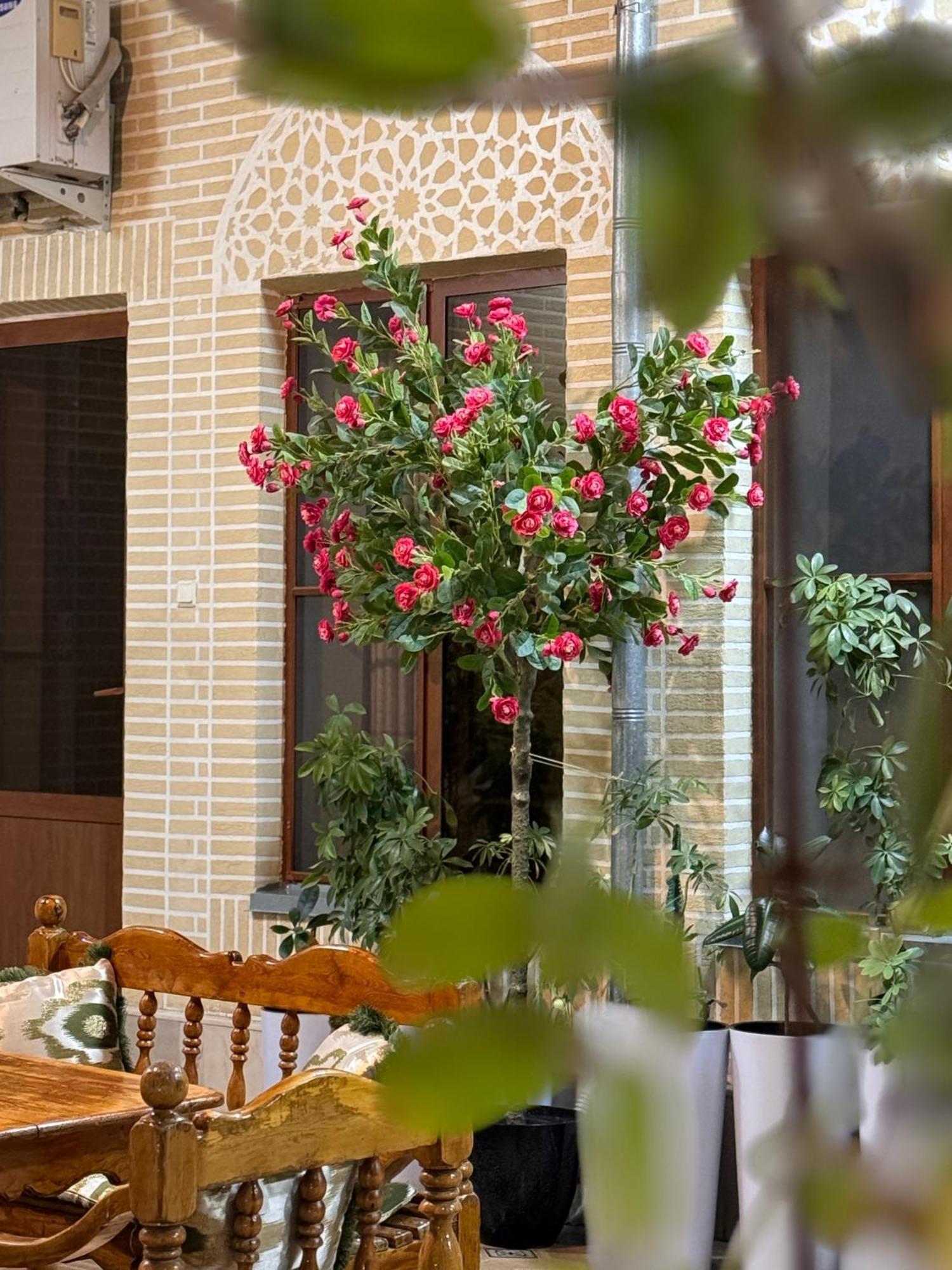 Hotel Hanifa Buchara Exteriör bild
